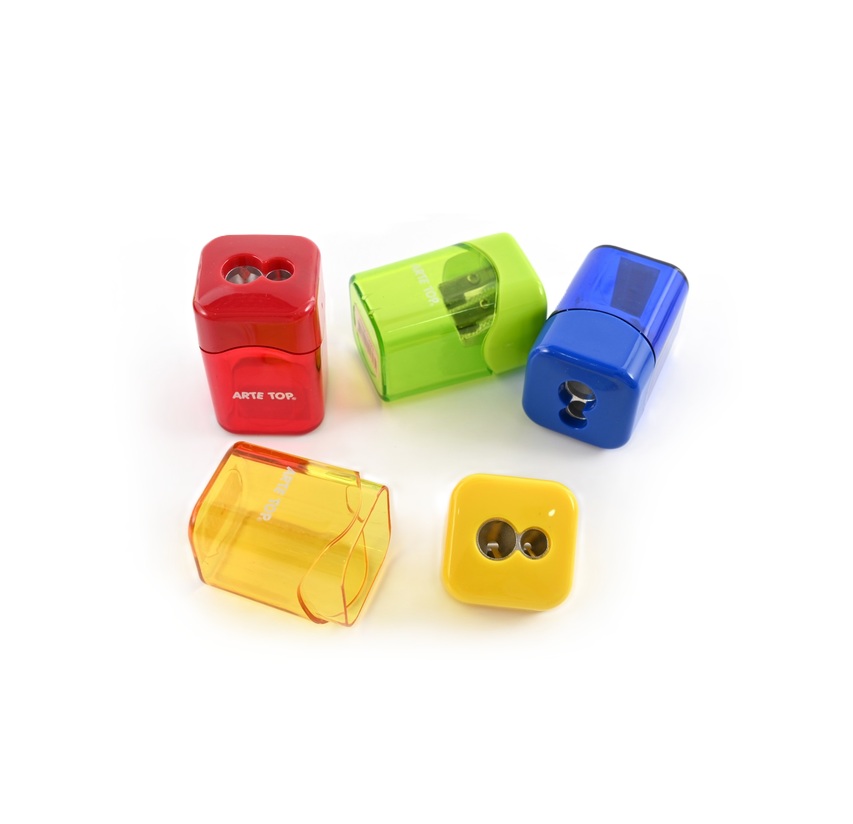 Foto Sacapunta metálico doble con depósito plástico Colores